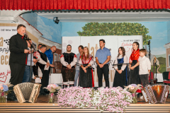 ZMAGOVALCI-KATEGORIJ